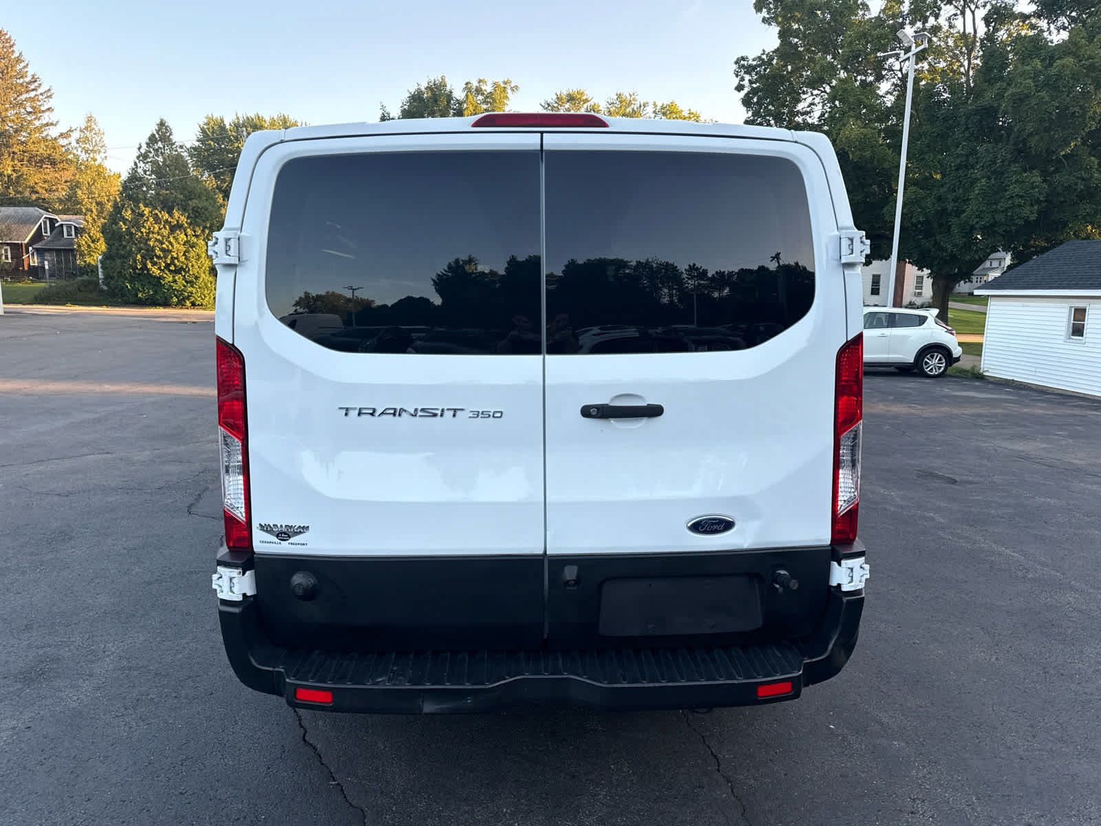 Used 2019 Ford Transit 350 XL RWD image 4