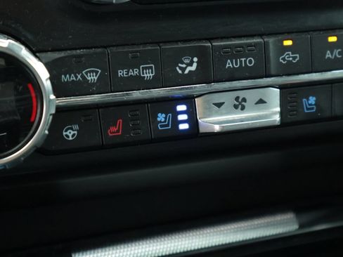 Used 2021 Ford F150 Raptor w/ Equipment Group 801A High AWD/4WD image 35