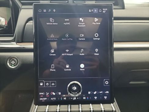 Used 2026 GMC Terrain Denali w/ LPO, Black Badging Package image 23