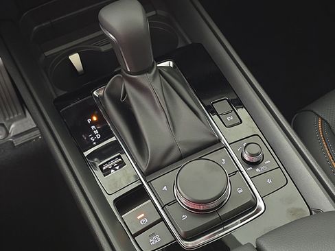 Certified 2025 MAZDA CX-50 2.5 Hybrid w/ Premium Plus Pkg image 24