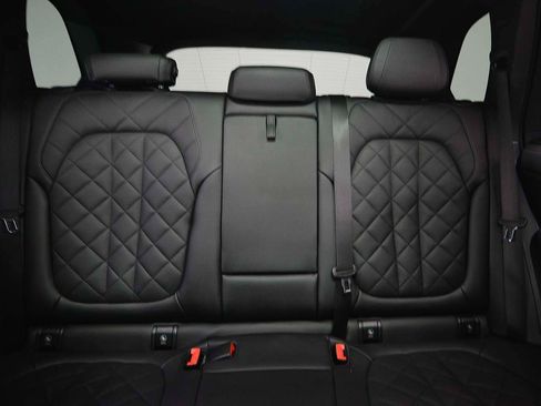 Certified 2024 BMW X5 M60i AWD/4WD image 9