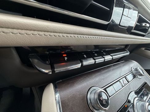 Used 2023 Lincoln Aviator Reserve w/ Equipment Group 201A image 22