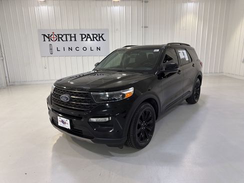 Used 2022 Ford Explorer Limited w/ Equipment Group 301A RWD image 1