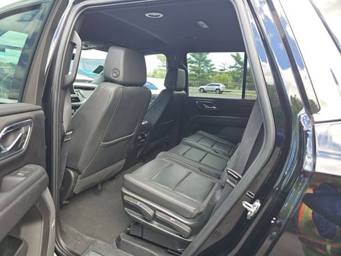 Used 2023 Chevrolet Tahoe LT w/ Luxury Package RWD image 14