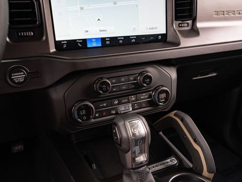 New 2026 Ford Bronco Badlands AWD/4WD image 25