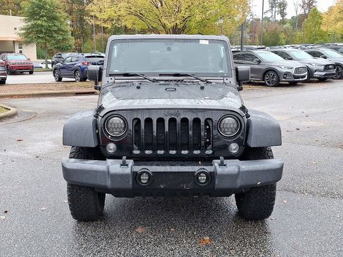 Used 2018 Jeep Wrangler Unlimited Willys Wheeler image 2