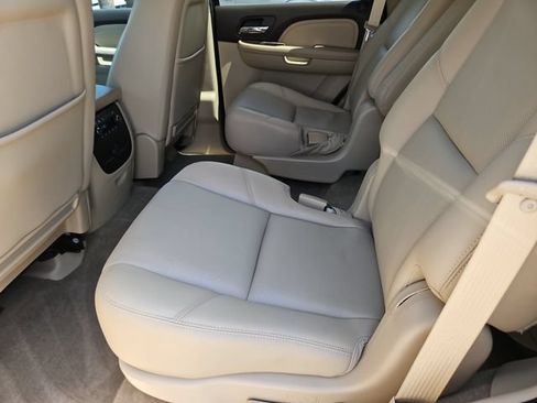 Used 2013 GMC Yukon Denali RWD image 14