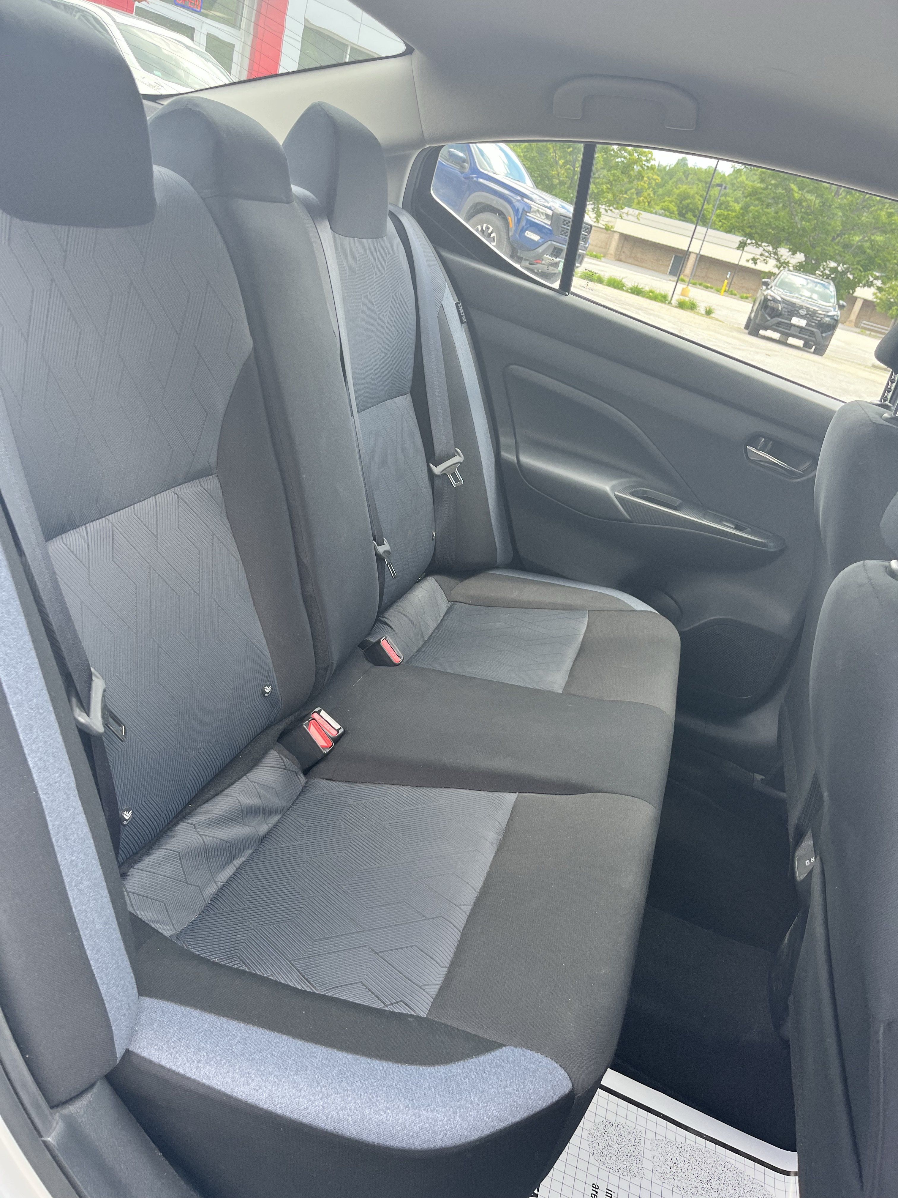 Used 2025 Nissan Versa SV w/ Trunk Package FWD image 18