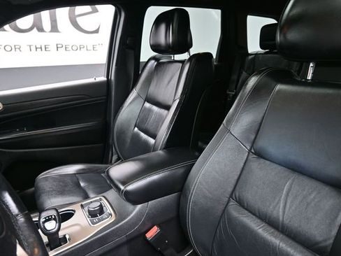 Used 2015 Jeep Grand Cherokee Limited image 16