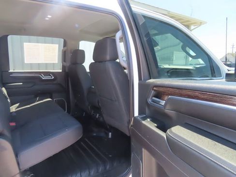 Used 2024 GMC Sierra 3500 SLE w/ SLE Convenience Package AWD/4WD image 24