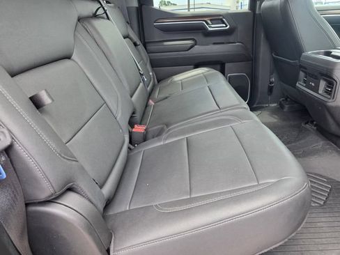 Used 2022 Chevrolet Silverado 1500 LT Trail Boss w/ LT Trail Boss Premium Package AWD/4WD image 15