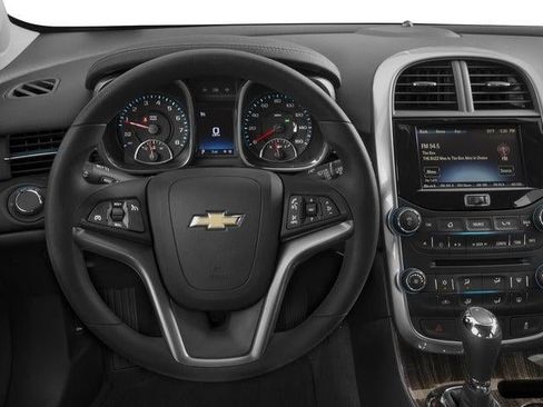 Used 2016 Chevrolet Malibu LT w/ Power Convenience Package FWD image 7