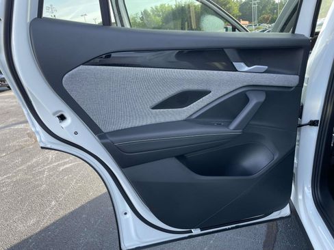 New 2026 Volkswagen Tiguan S FWD image 11