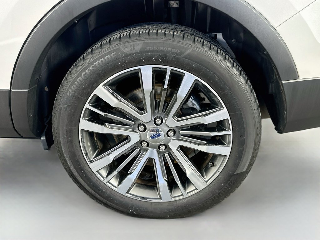 Used 2016 Ford Explorer Platinum AWD/4WD image 33