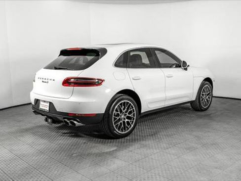 Used 2016 Porsche Macan S w/ Premium Package Plus image 8
