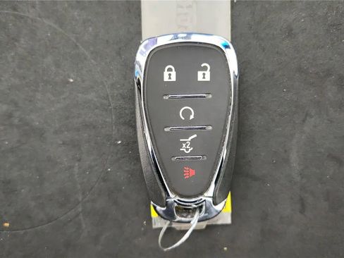 Used 2024 Chevrolet Equinox LT w/ LPO, Floor Liner Package FWD image 21