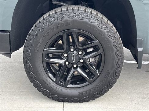 Used 2025 Chevrolet Silverado 1500 Custom Trail Boss image 10