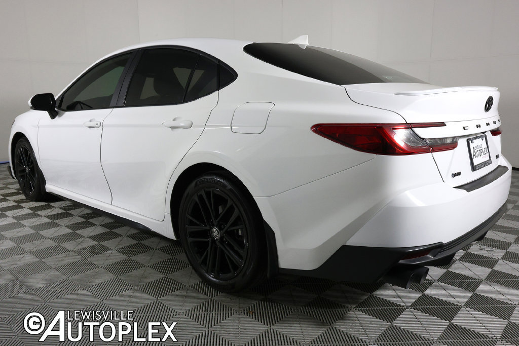 Used 2025 Toyota Camry SE w/ Convenience Package FWD image 7