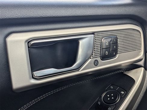 Used 2021 Ford Explorer Limited w/ Equipment Group 301A image 23