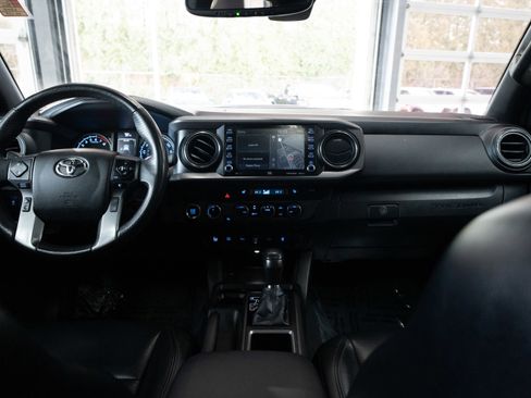 Used 2023 Toyota Tacoma TRD Sport image 20