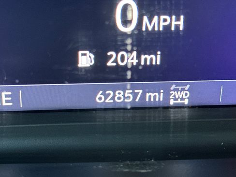 Used 2021 Chevrolet Silverado 1500 LT Trail Boss image 40