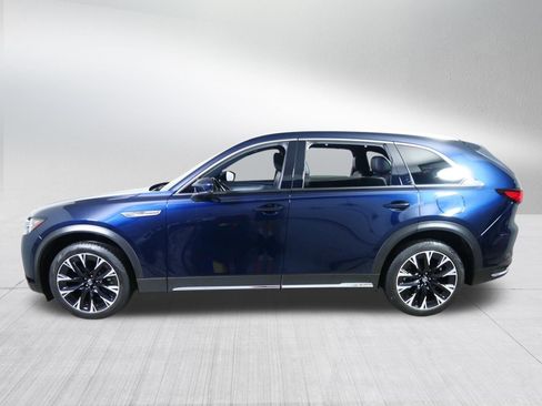 Certified 2024 MAZDA CX-90 Plug-In Hybrid w/ Premium Plus AWD/4WD image 4