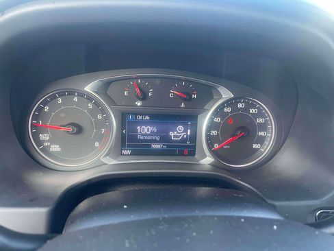 Used 2021 GMC Acadia SLE image 9