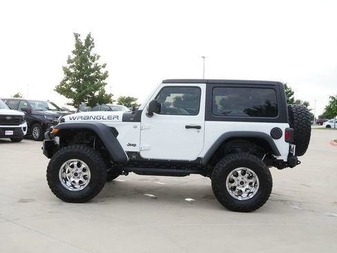 Used 2020 Jeep Wrangler Sport AWD/4WD image 6