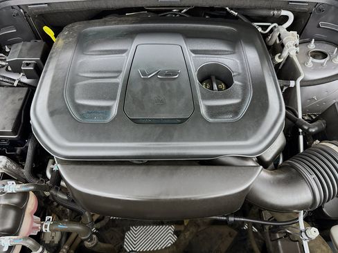 Used 2021 Dodge Durango SXT w/ 3rd Row Seating Group RWD image 37