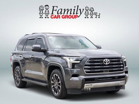 Used 2025 Toyota Sequoia Limited AWD/4WD image 2