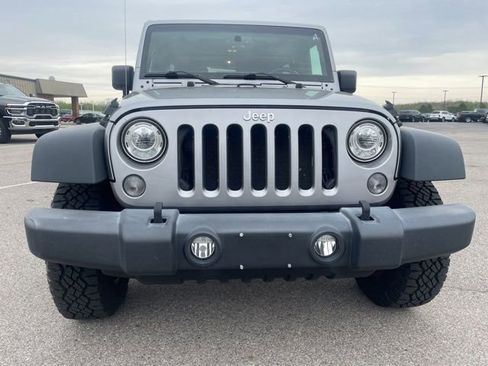 Used 2018 Jeep Wrangler Unlimited Sport w/ Dual Top Group AWD/4WD image 5