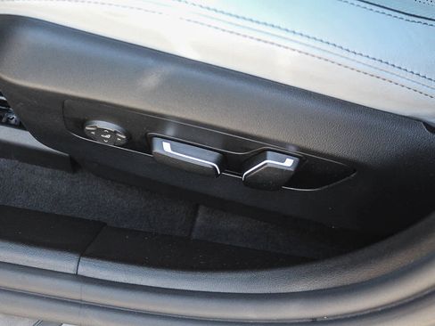 Used 2025 BMW M5 w/ Carbon Package AWD/4WD image 21