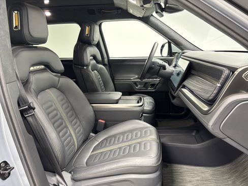 Used 2023 Rivian R1T Adventure image 23