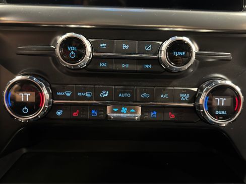 Used 2021 Ford F150 Lariat w/ Equipment Group 502A High image 37