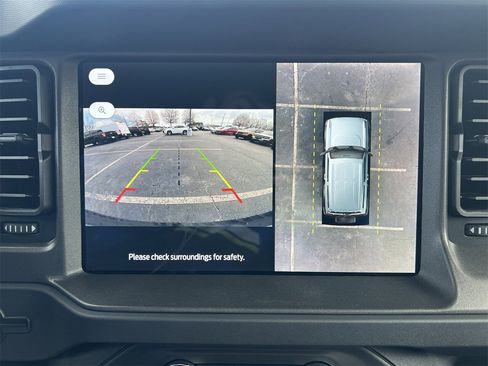 New 2026 Ford Bronco Badlands image 3