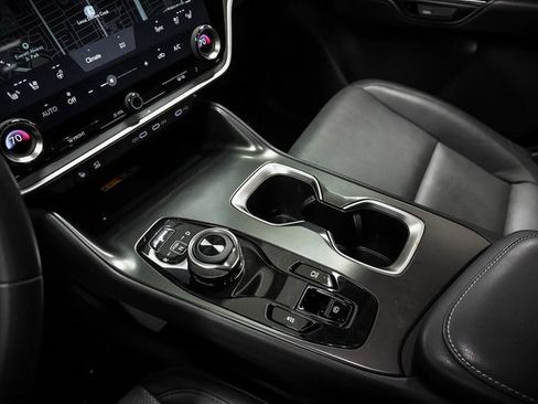 Certified 2023 Lexus RZ 450e Premium w/ Technology Package image 17