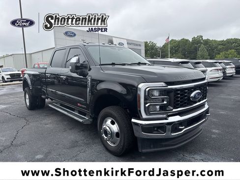Used 2024 Ford F350 Lariat w/ Chrome Package AWD/4WD image 1