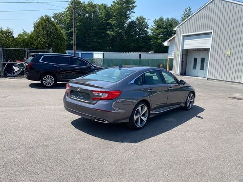 Used 2020 Honda Accord Touring image 5