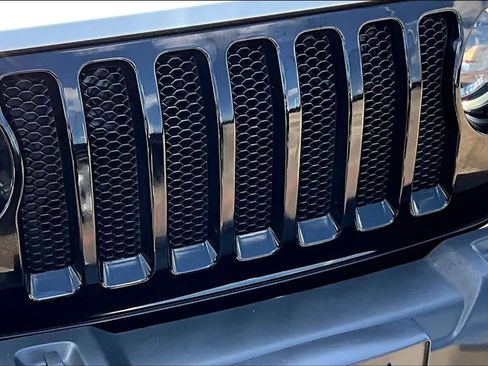 Used 2023 Jeep Wrangler Unlimited Sport AWD/4WD image 28