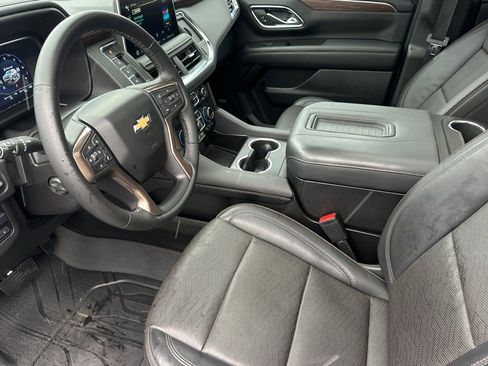 Used 2024 Chevrolet Tahoe High Country image 10