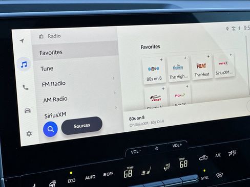 Used 2024 Toyota bZ4X XLE w/ Weather Package image 18