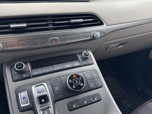 Used 2020 Hyundai Palisade SEL w/ Premium Package image 10
