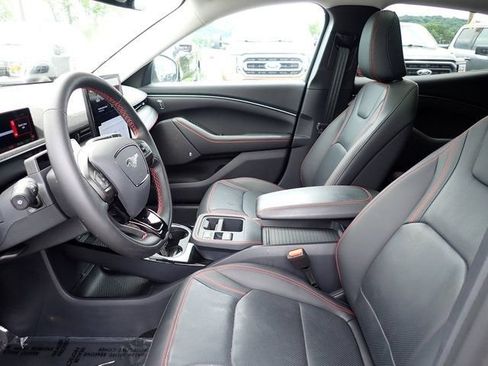 Certified 2025 Ford Mustang Mach-E Premium w/ Sport Appearance Package AWD/4WD image 17