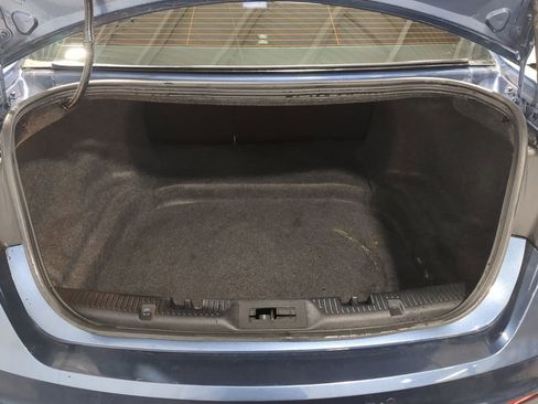 Used 2018 Ford Taurus SHO image 39