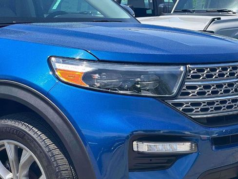Certified 2023 Ford Explorer Limited w/ Equipment Group 301A AWD/4WD image 7