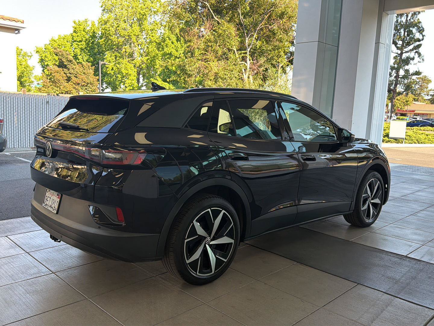Certified 2023 Volkswagen ID.4 Pro S AWD/4WD image 5