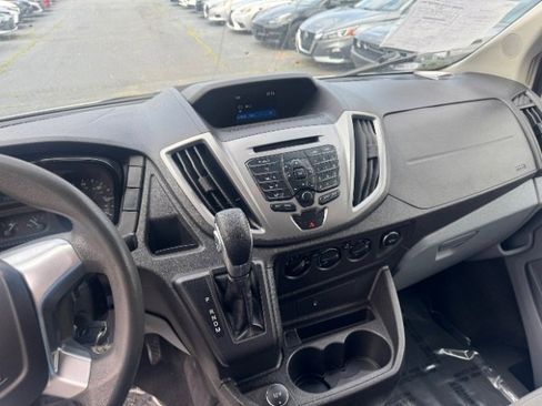Used 2017 Ford Transit 350 XLT image 11