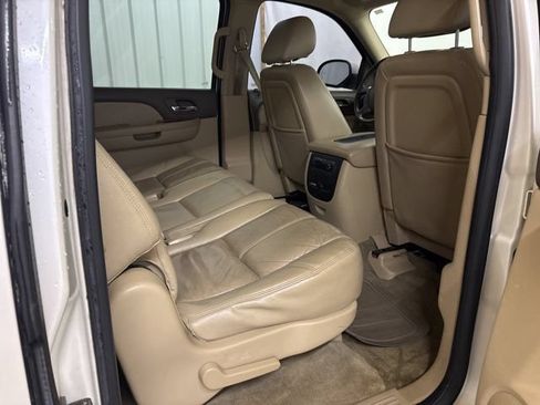 Used 2012 GMC Yukon XL SLT AWD/4WD image 15