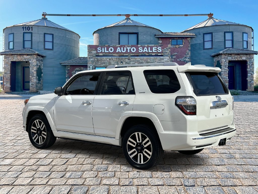 Used 2023 Toyota 4Runner Limited AWD/4WD image 3