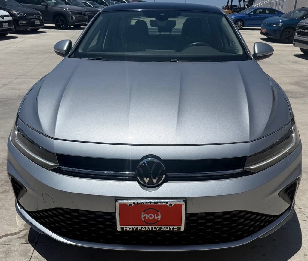 Certified 2026 Volkswagen Jetta SEL FWD image 3